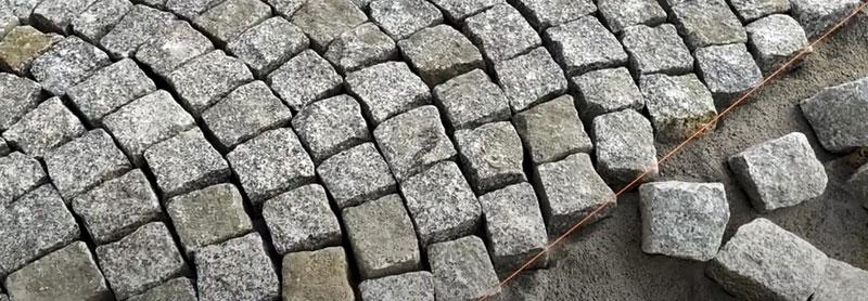 бруківка гранітна колота