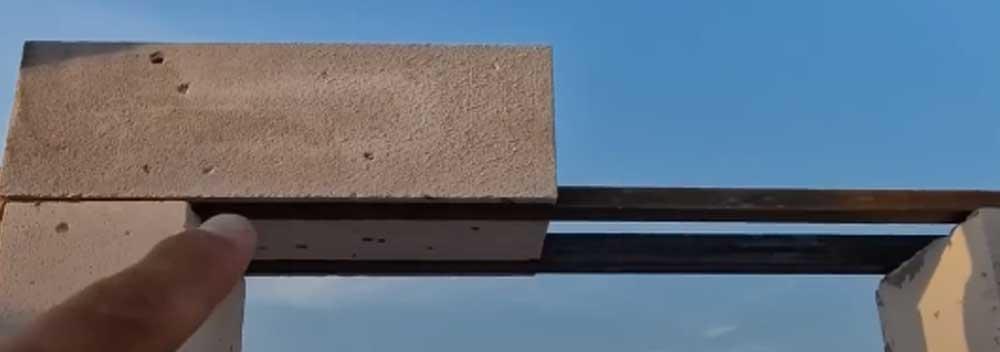 Як зробити перемичку над вікном