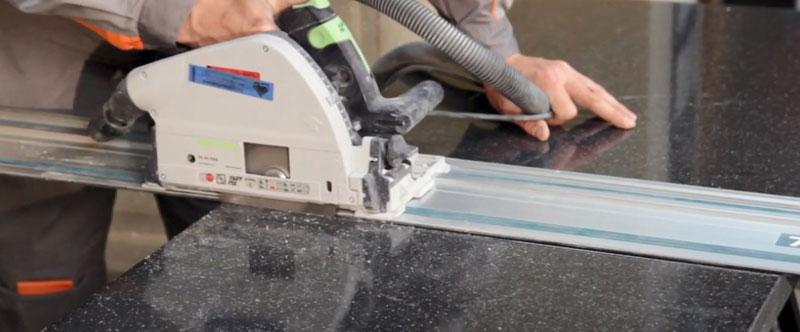 Монтаж виробів із каменю