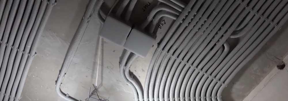 Разводка электрики по потолку